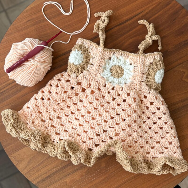 שמלה סרוגה "Handmade"